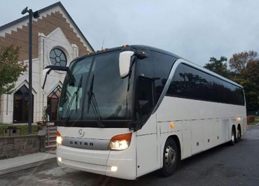 Big Limo Bus in NJ & NYC for 52 Passengers