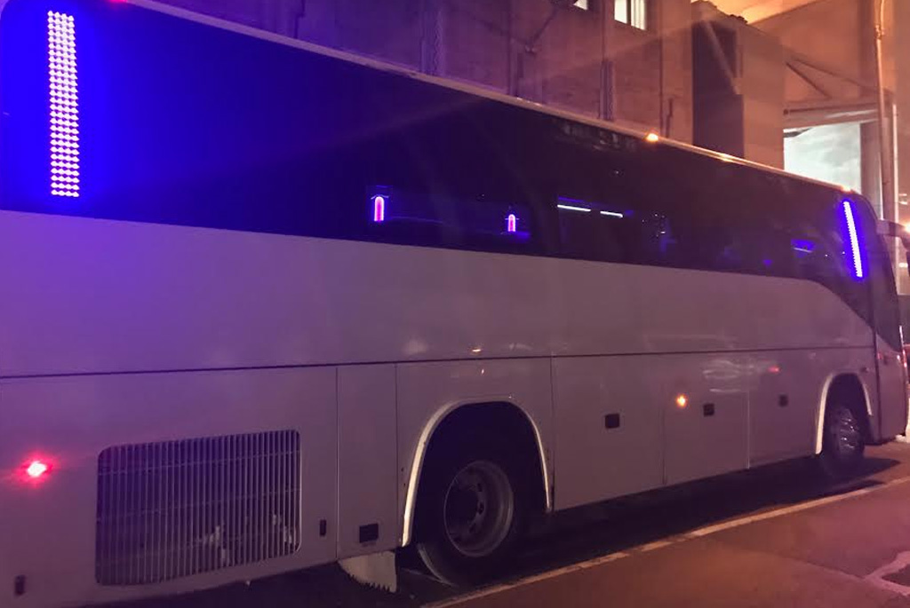 US Bargain Limo 31 sitted in 31 Pax party bus